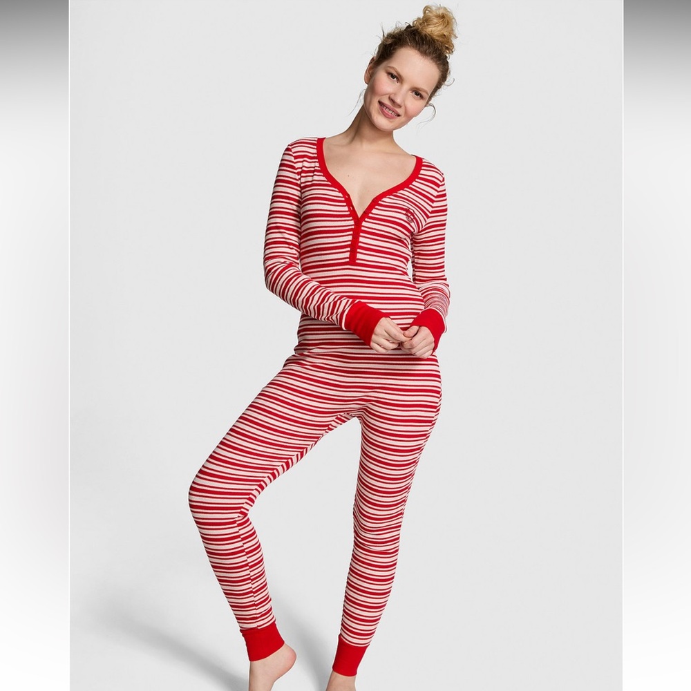 Brand New With Tags PINK Victoria's Secret Onesie Pajamas Size Large